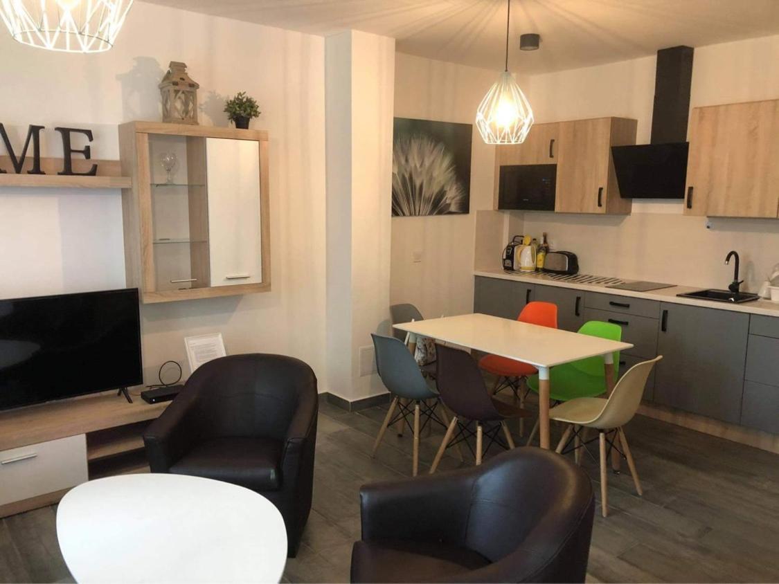 Lido Nappali + 3 Halo Apartman Balatonlelle Zewnętrze zdjęcie